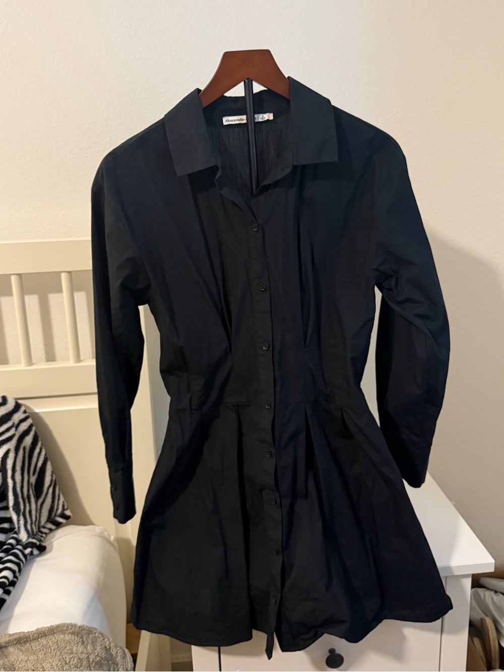 Abercrombie & Fitch Black Long-Sleeve Button Shirt Dress
